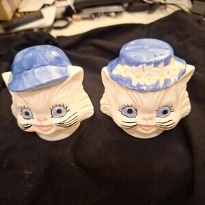 VINTAGE Lefton Anthropomorphic MISS PRISS Kitty Cat SALT PEPPER SHAKERS